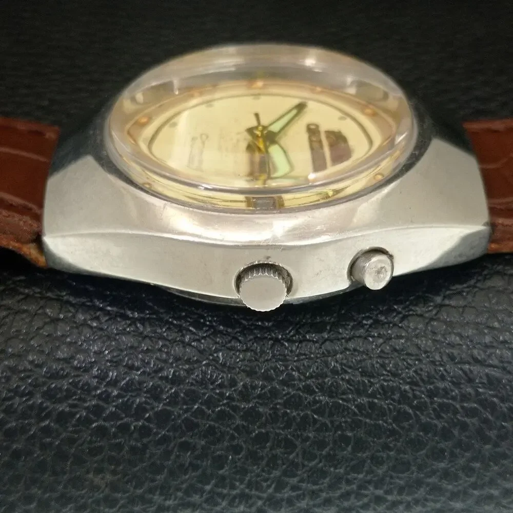 Vintage 1979 Orient Automatic Mens Silver Watch W/daydate & Gold accents